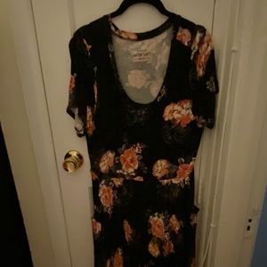 COPY - Floral Torrid dress, size 1. New!